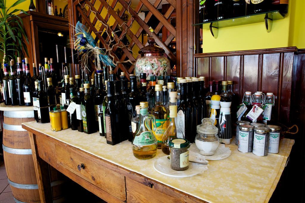 Altavilla Locanda E Tipica Trattoria Bianzone Exterior photo